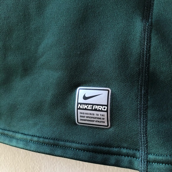 nike pro thermal turtleneck - Picture 4 of 5